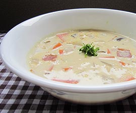 野菜の豆乳スープ